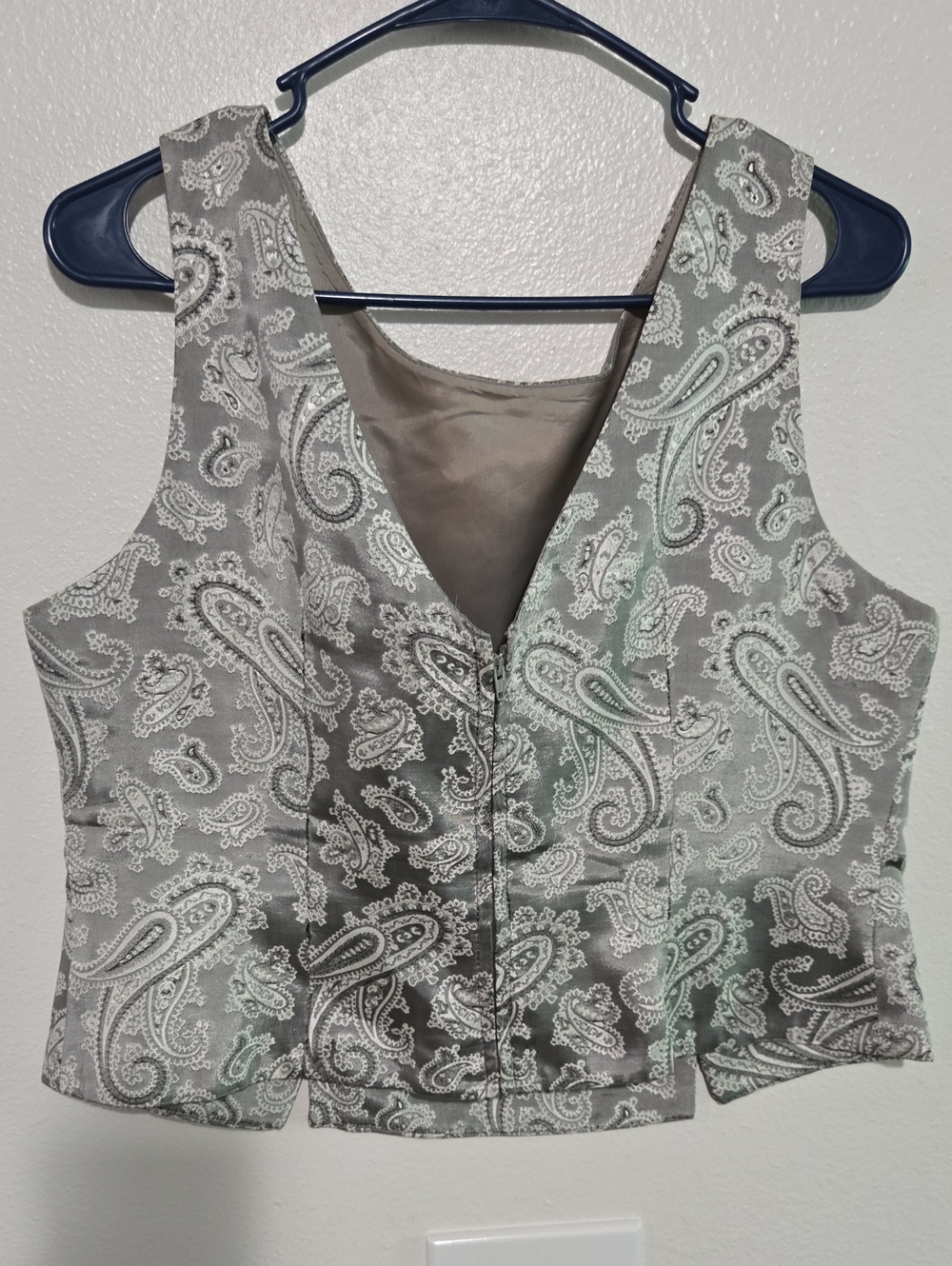 JS Collections Gray Paisley V-Neck Vest Bodysuit